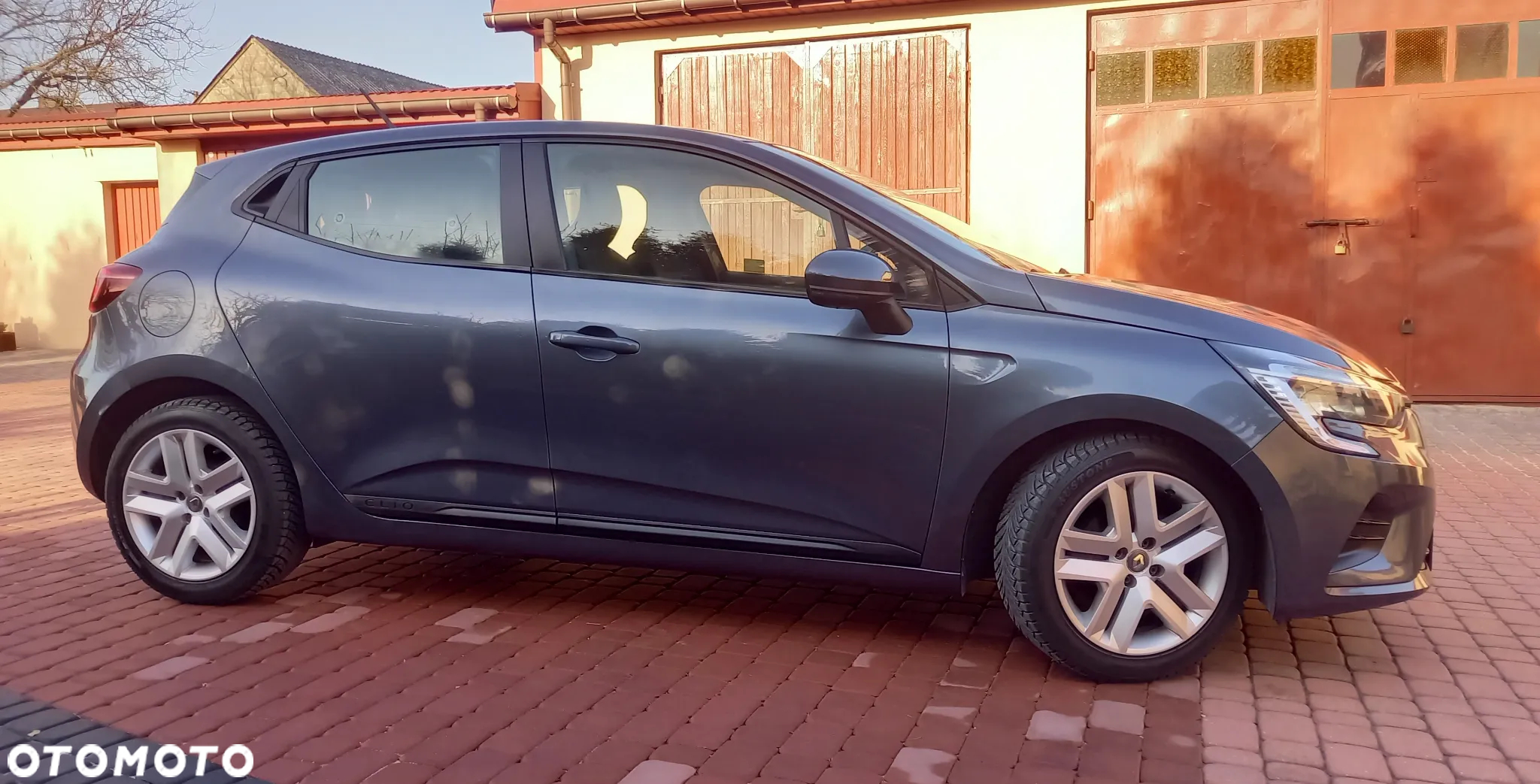 Renault Clio - 13