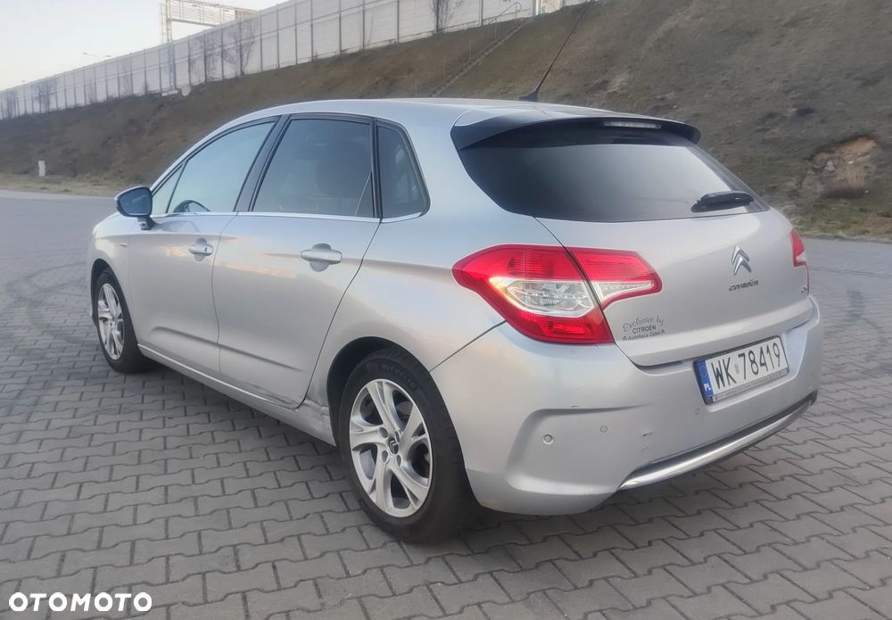 Citroën C4 HDi 150 Exclusive - 4