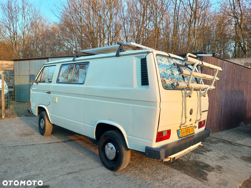 Volkswagen Transporter - 3