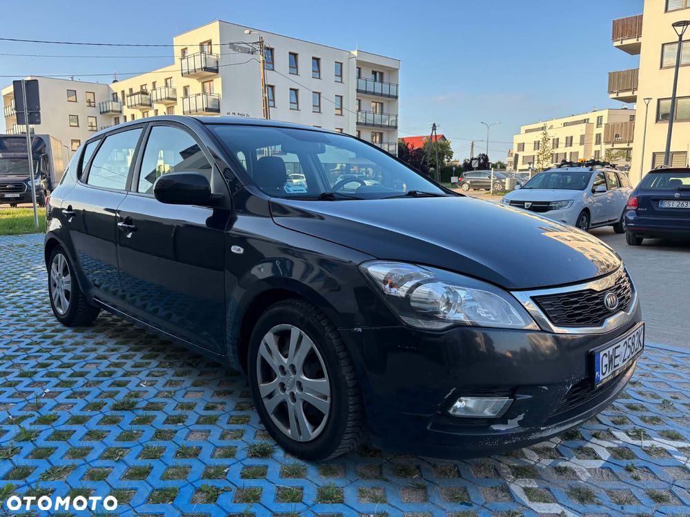 Kia Ceed 1.6 Crdi Comfort - 2
