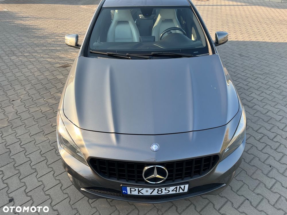 Mercedes-Benz CLA 250 7G-DCT - 10