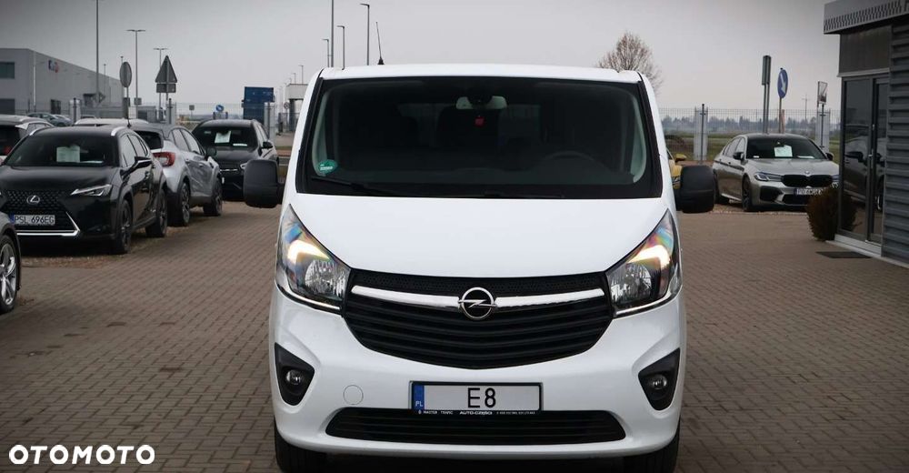 Opel Vivaro - 2