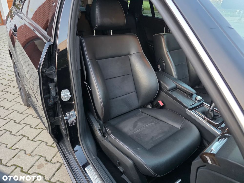 Mercedes-Benz Klasa E - 30