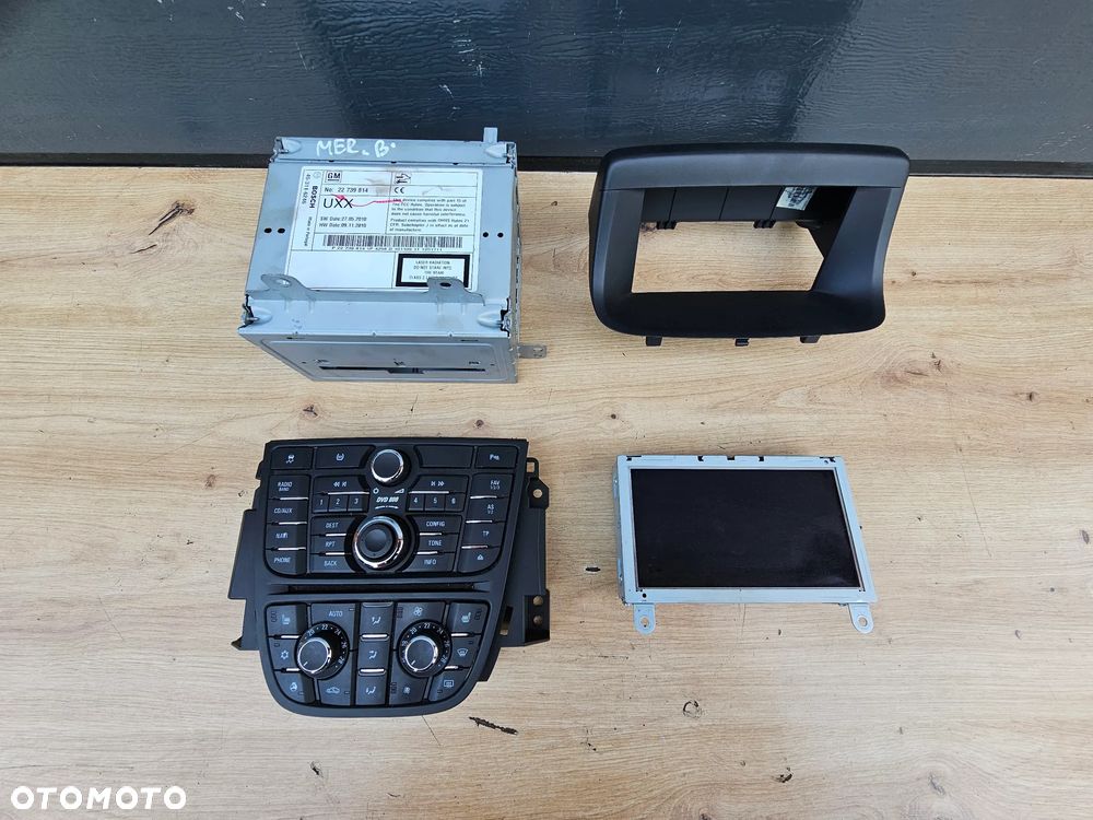 RADIO NAWIGACJA KOLOROWA OPEL MERIVA B DVD 800 NAVI CZARNA KOMPLET EUROPA