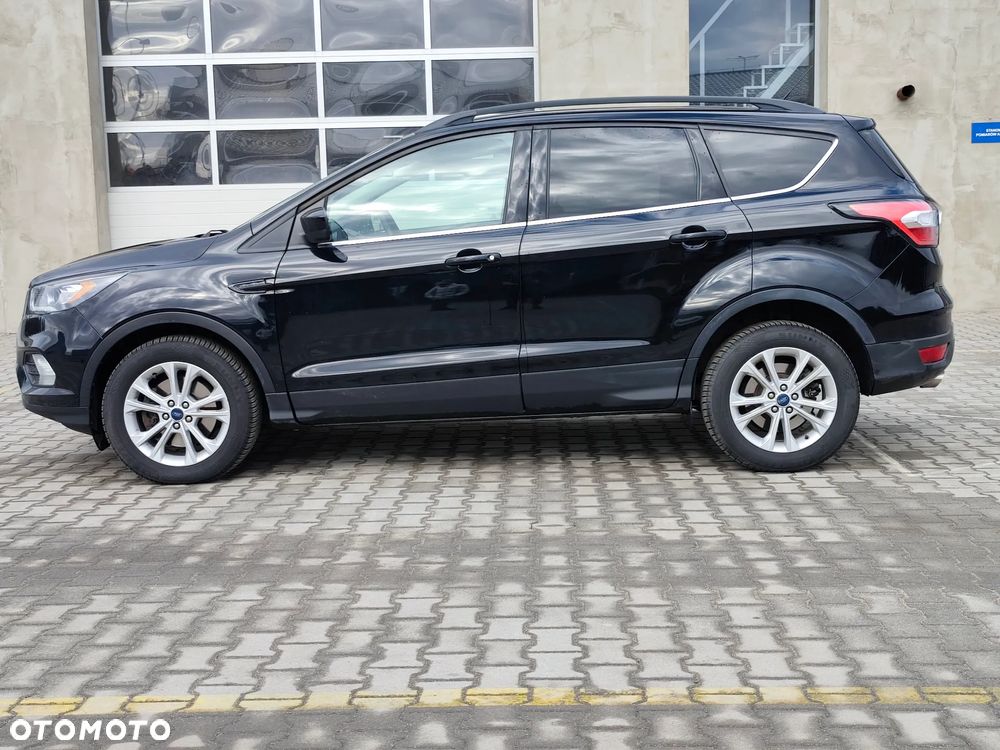 Ford Kuga 2.0 EcoBoost 4x4 Vignale - 4