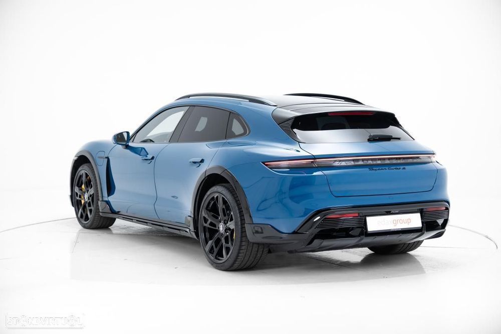 Porsche Taycan Turbo S - 5