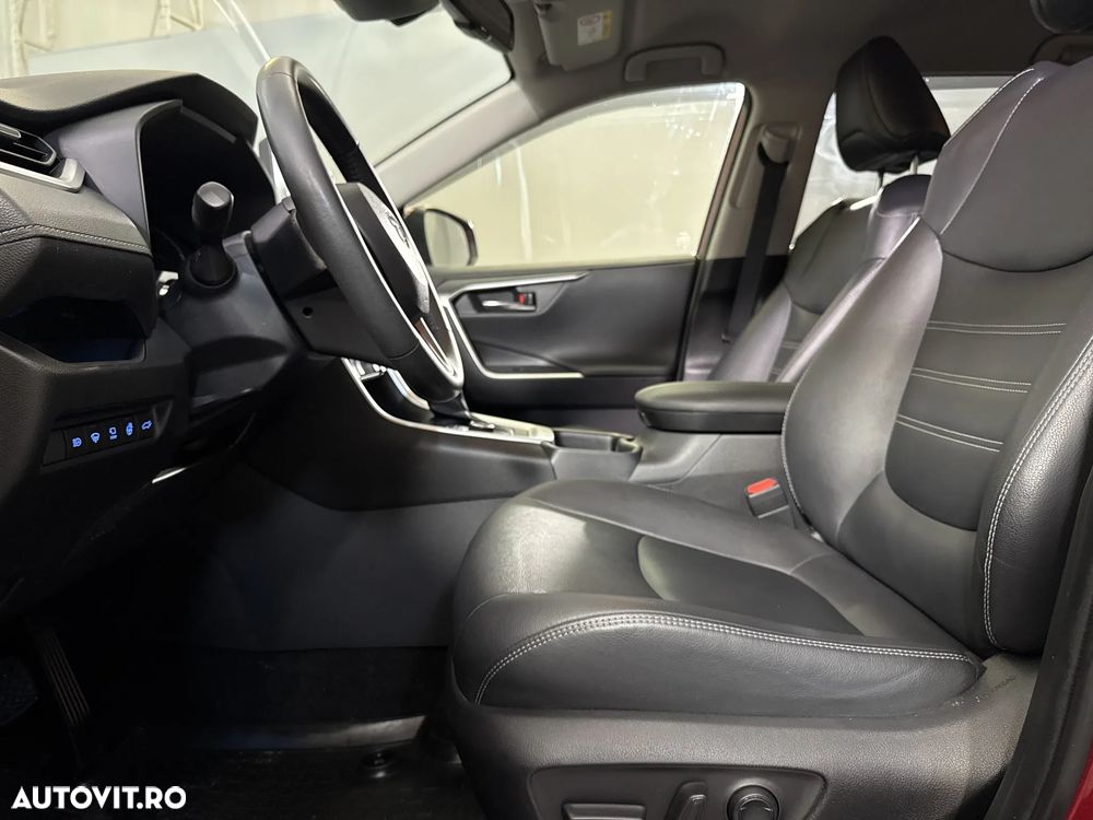 Toyota RAV4 - 23
