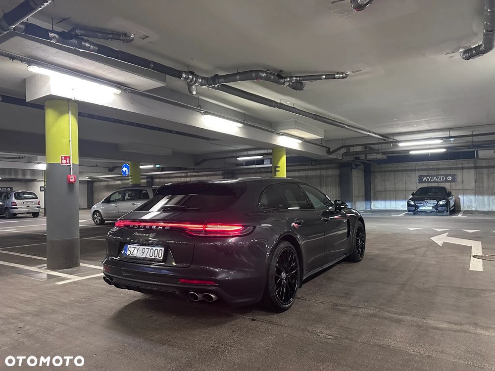 Porsche Panamera - 9