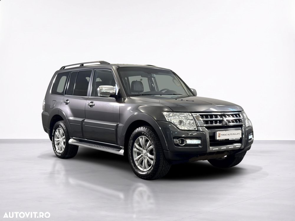 Mitsubishi Pajero - 8