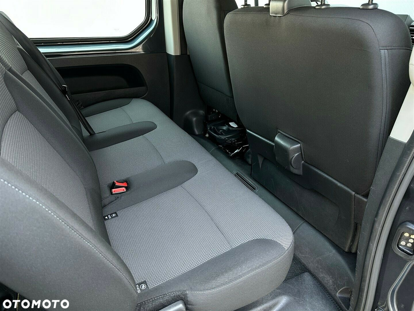 Renault Trafic SpaceClass 2.0 dCi - 7