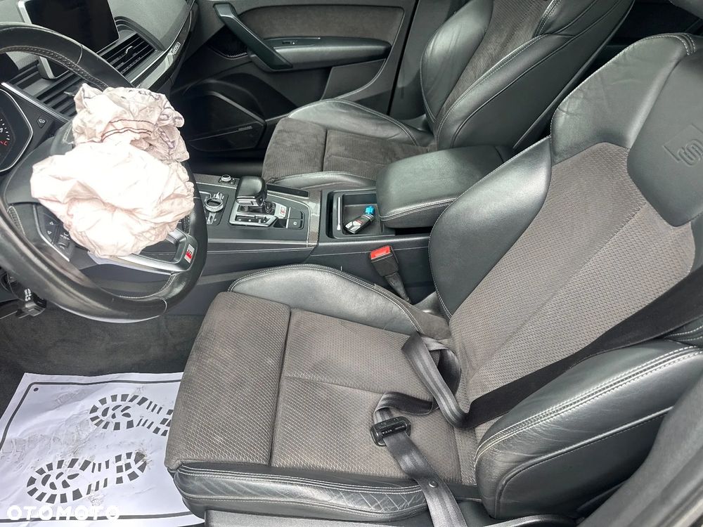 Audi SQ5 - 30