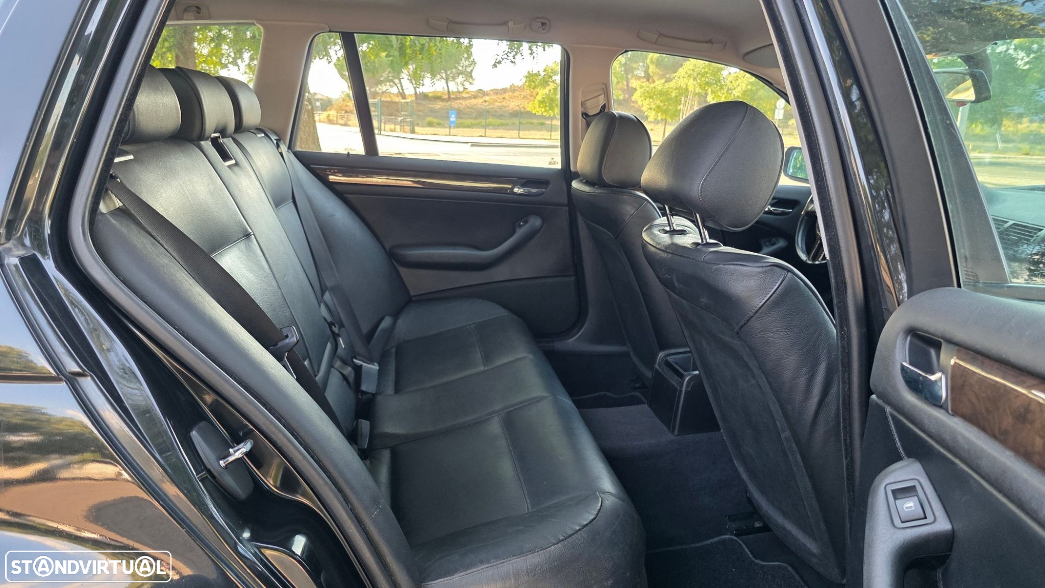BMW 320 d Touring - 18