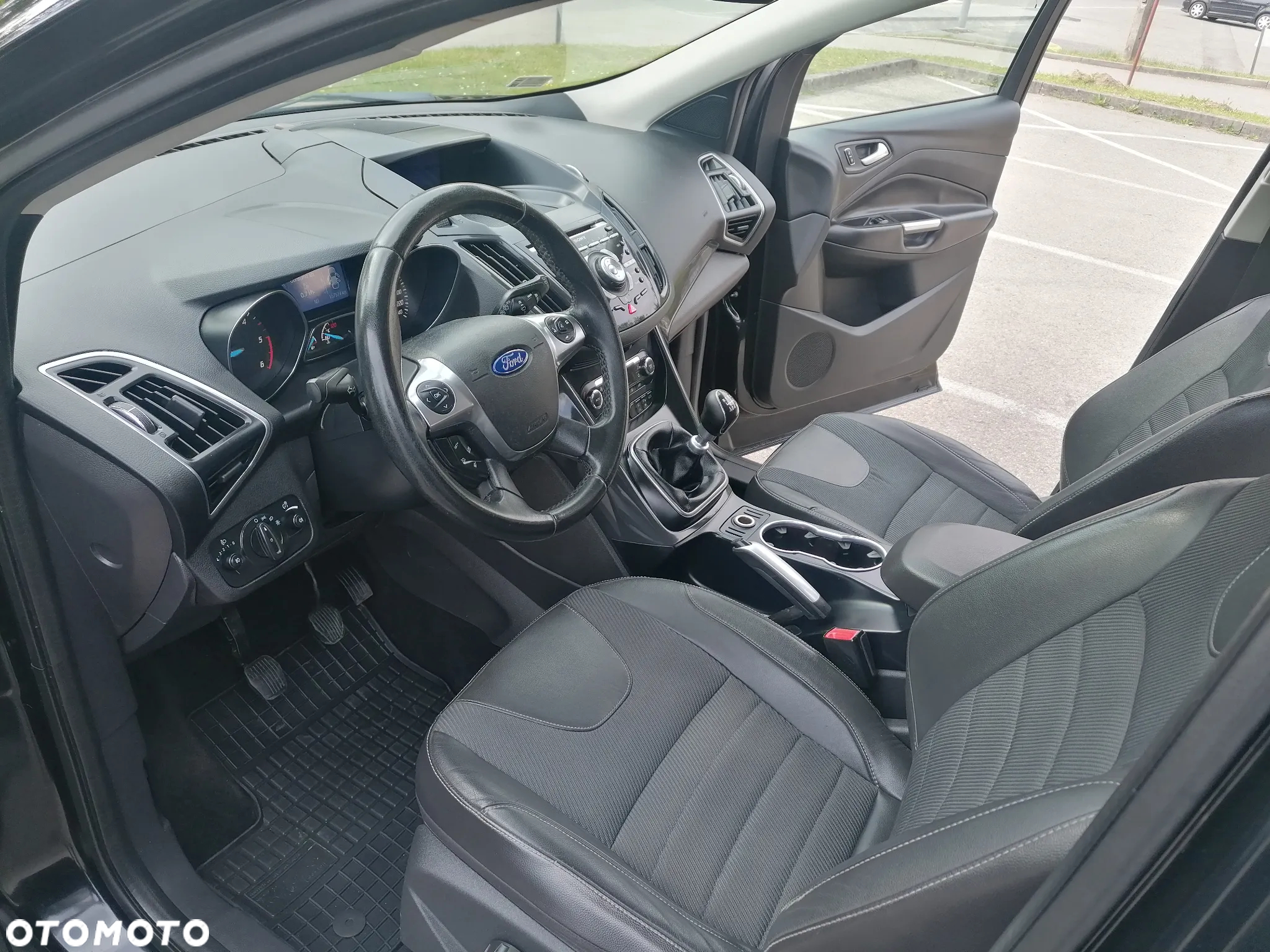 Ford Kuga 2.0 TDCi Titanium - 9