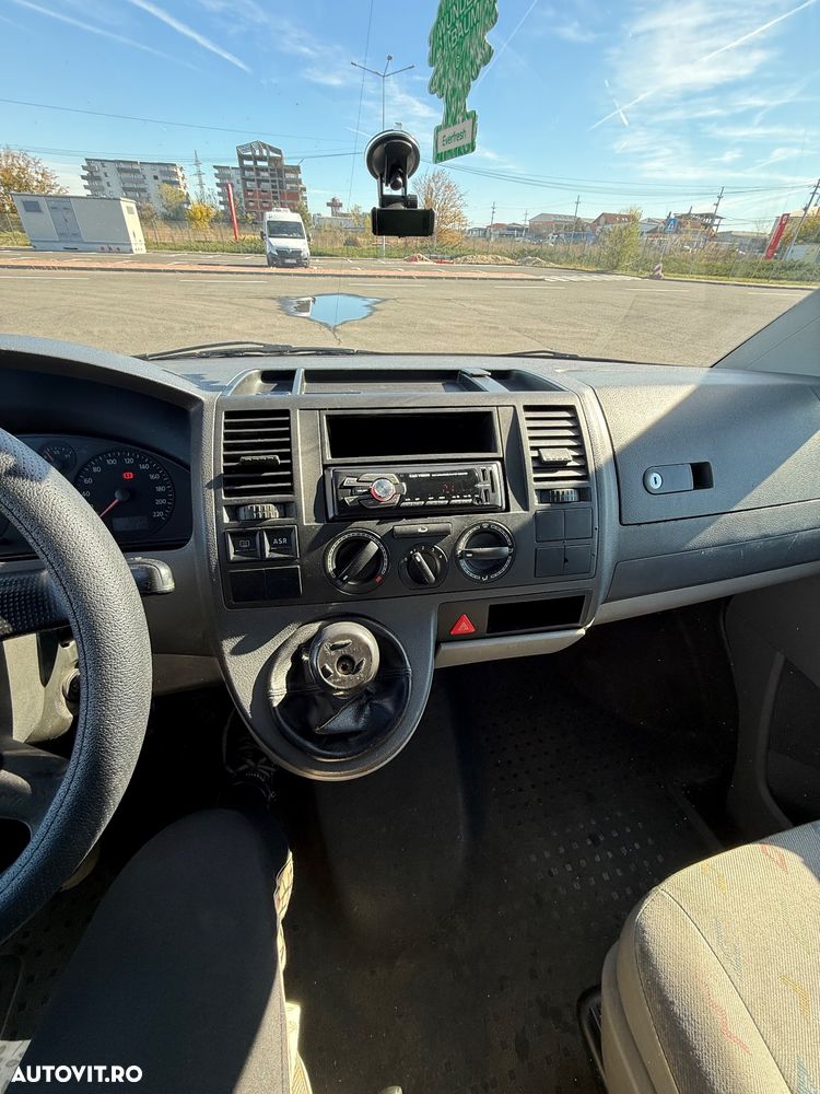 Volkswagen Transporter - 7
