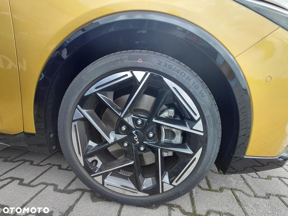 Kia K4 - 28