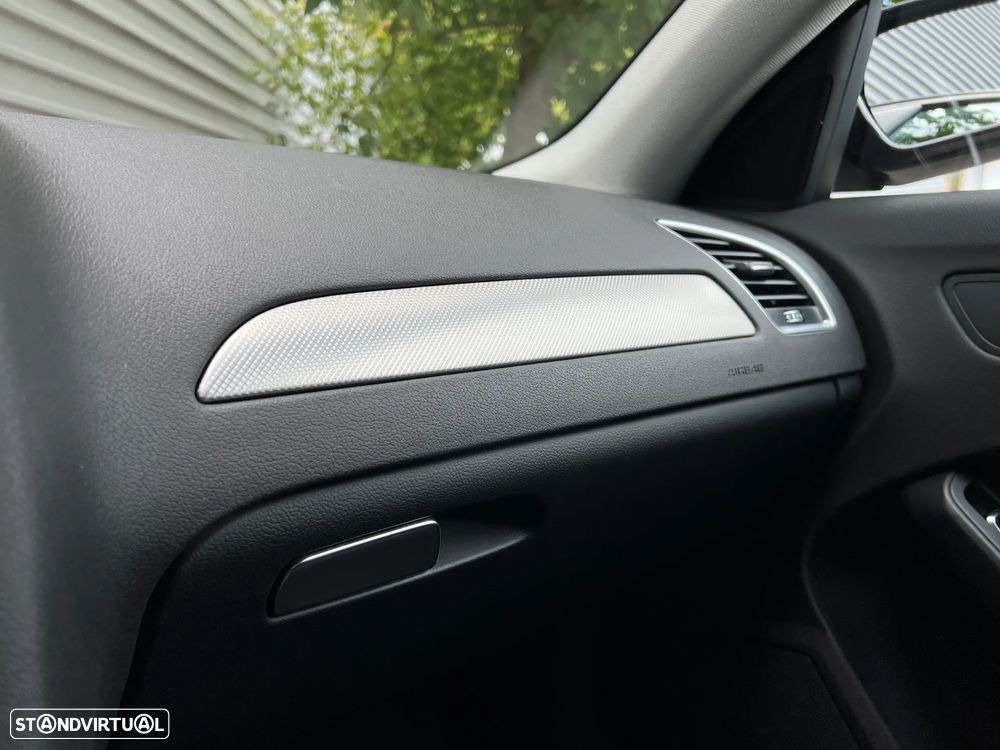 Audi A4 Avant 2.0 TDI Business Line S-line - 34