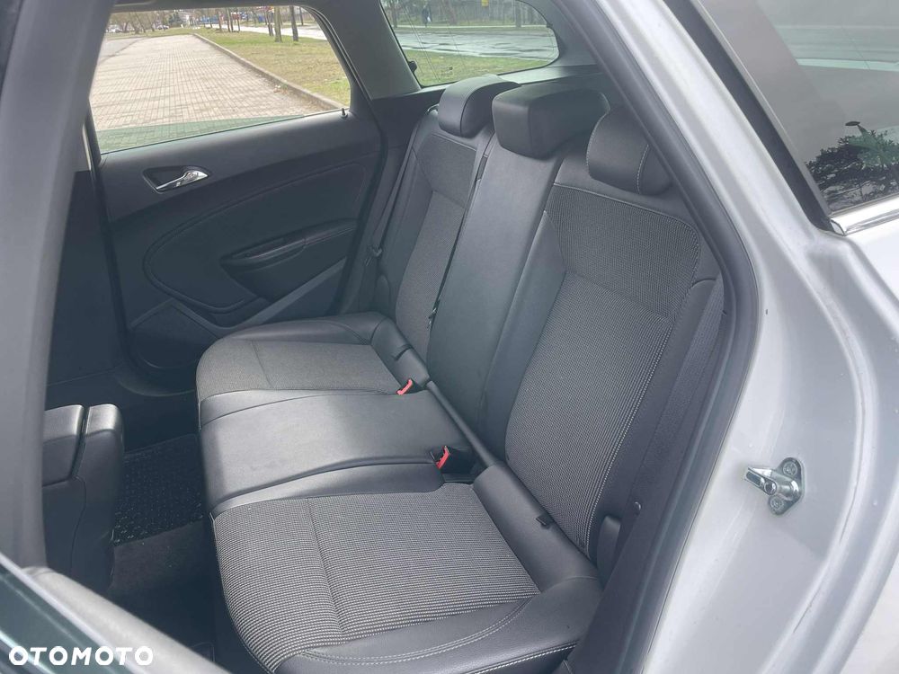 Opel Astra 1.4 Turbo Cosmo - 16