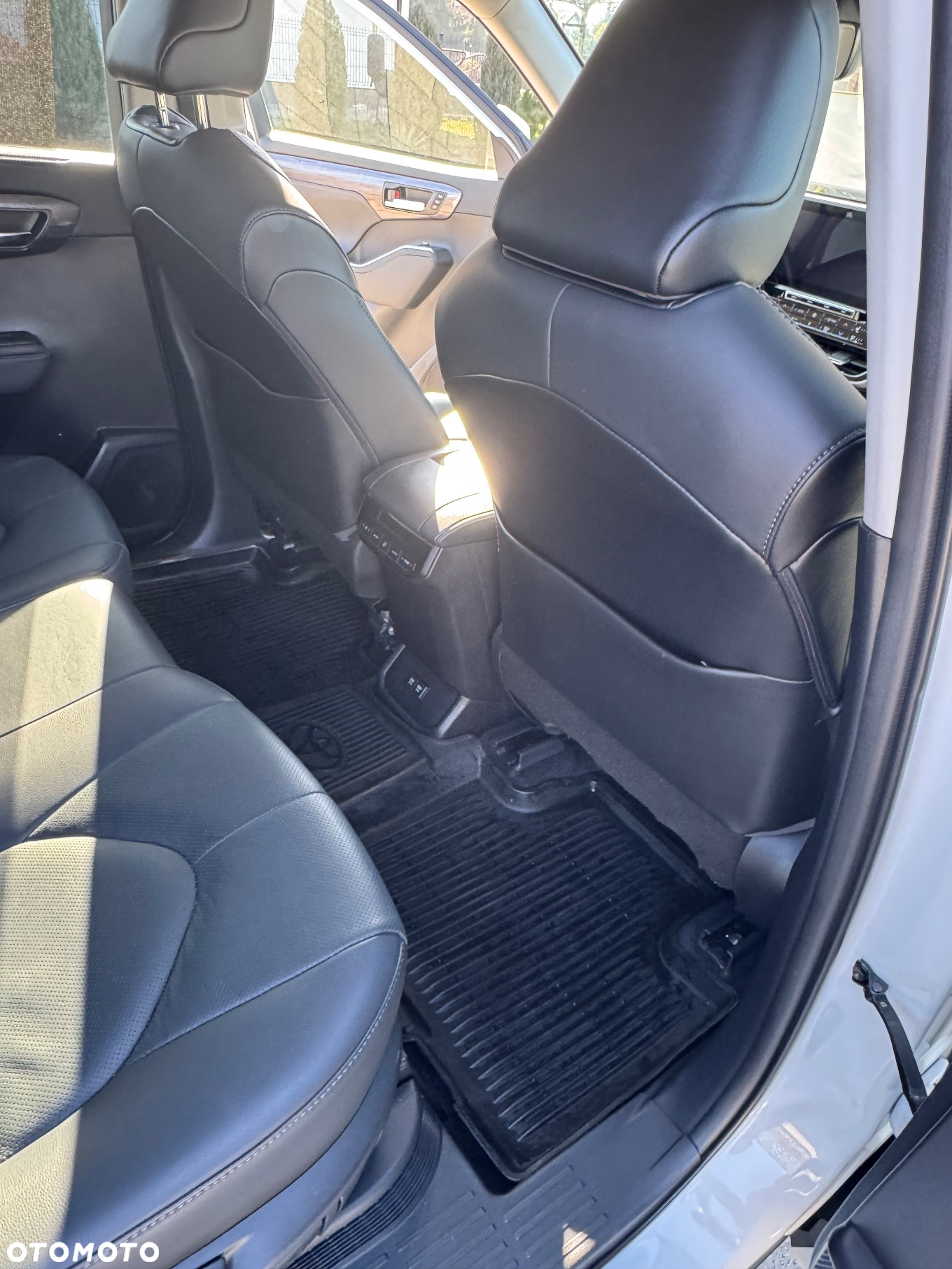 Toyota Highlander 2.5 Hybrid Executive - 13