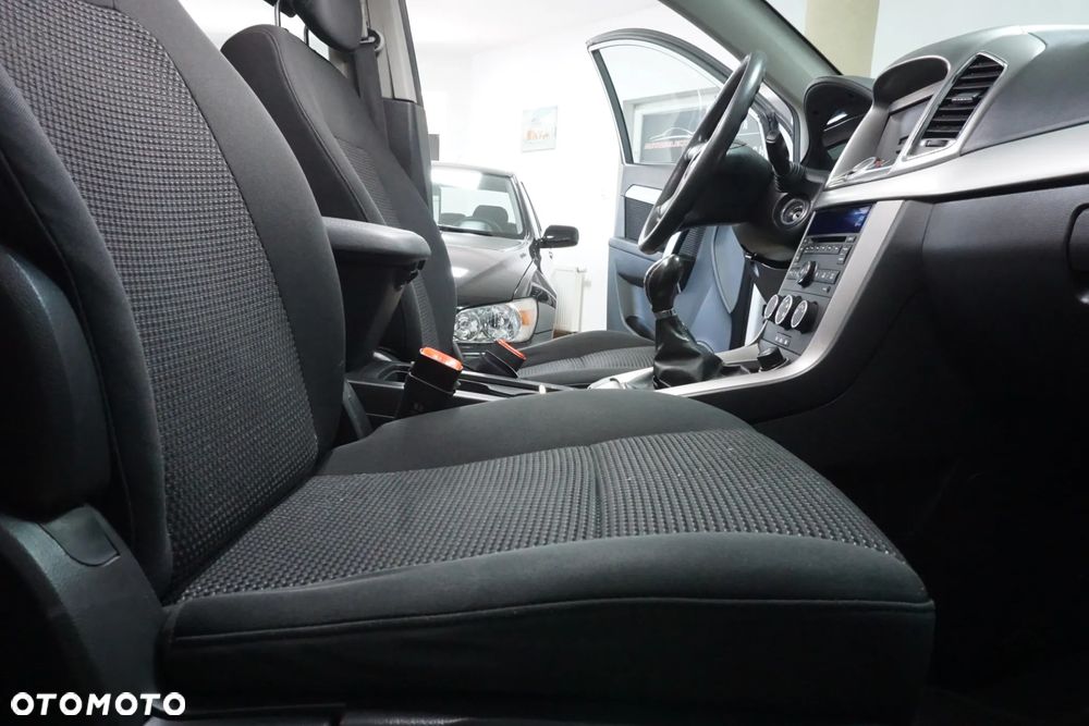 Chevrolet Captiva 2.2 2WD LT+ - 19