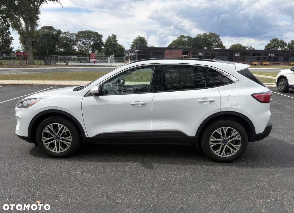 Ford Escape 1.5 EcoBoost AWD SE - 4