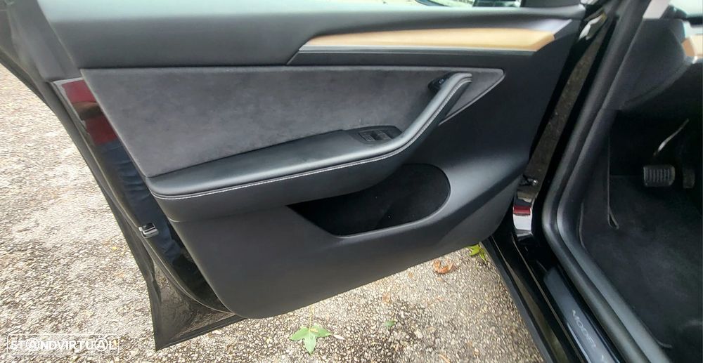 Tesla Model Y Tração Traseira - 12