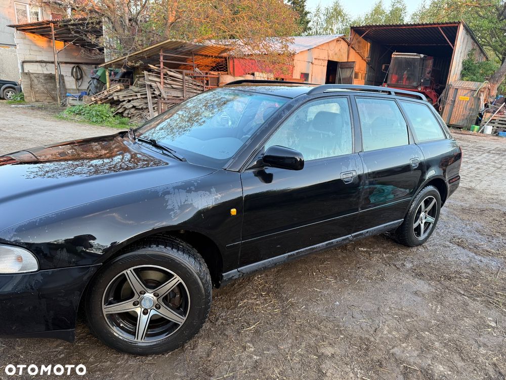 Audi A4 Avant - 4