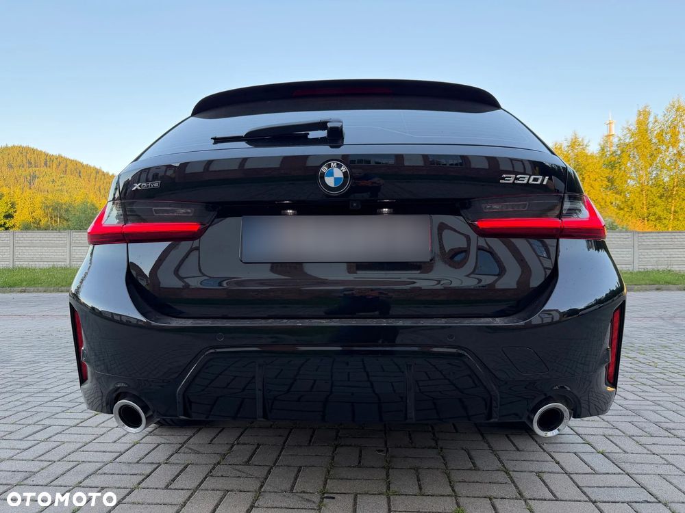 BMW Seria 3 330i xDrive M Sport - 12