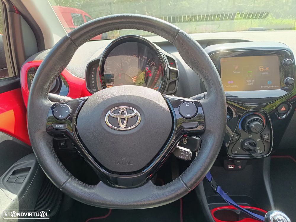 Toyota Aygo 1.0 X-Wave - 11