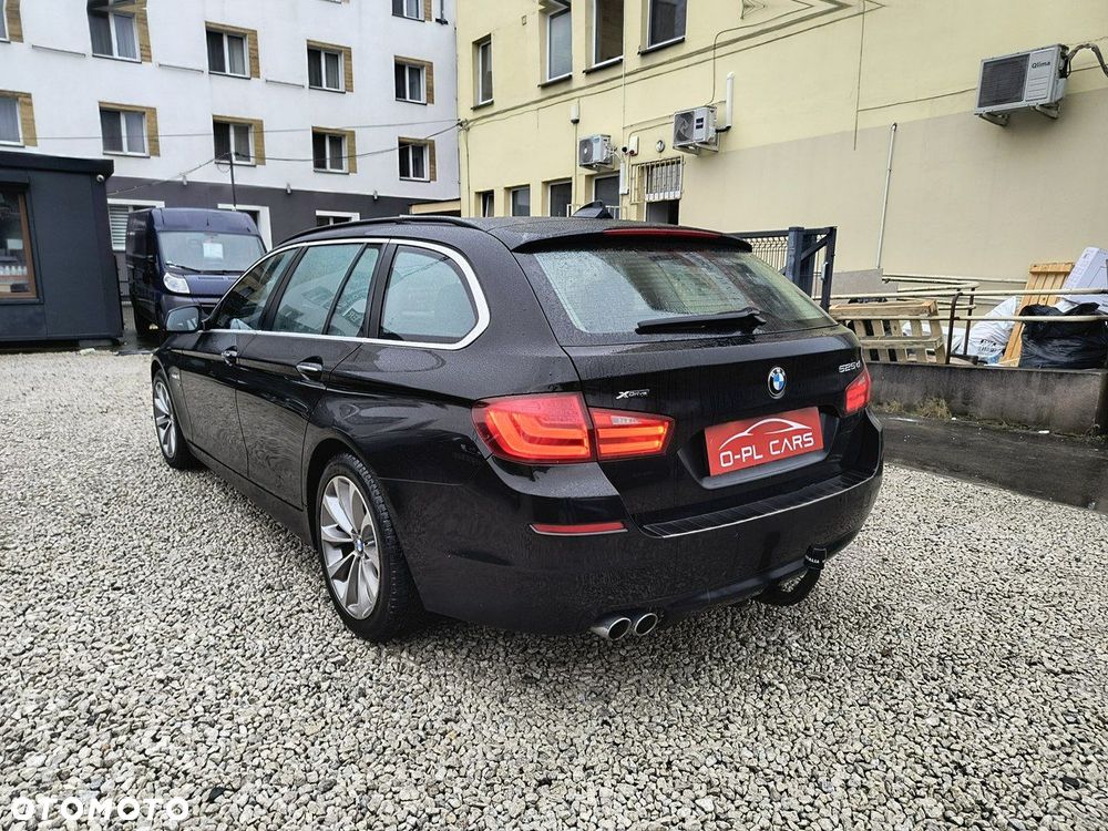 BMW Seria 5 525d xDrive Luxury Line - 6