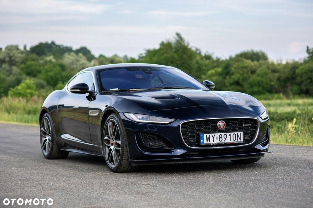 Jaguar F-Type - 11