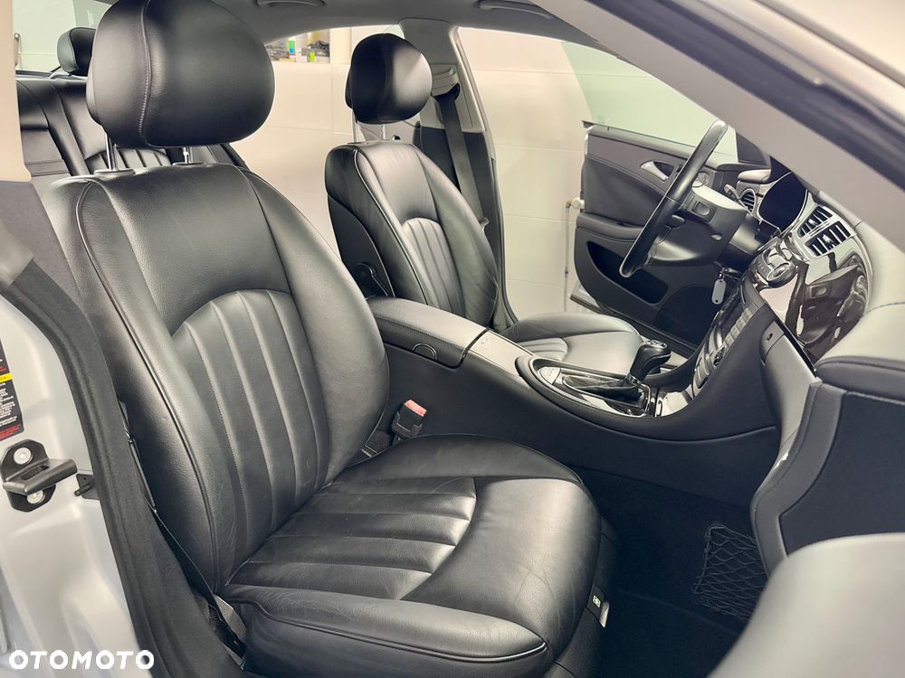 Mercedes-Benz CLS 350 7G-TRONIC - 19
