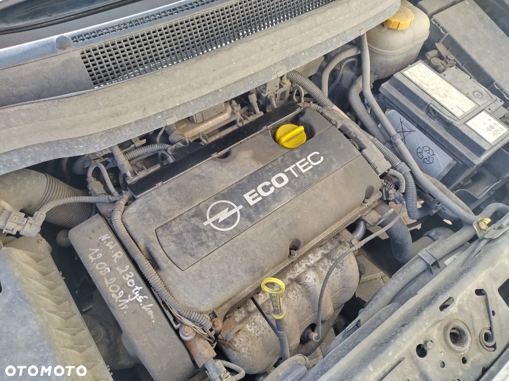 Opel Zafira 1.8 - 18