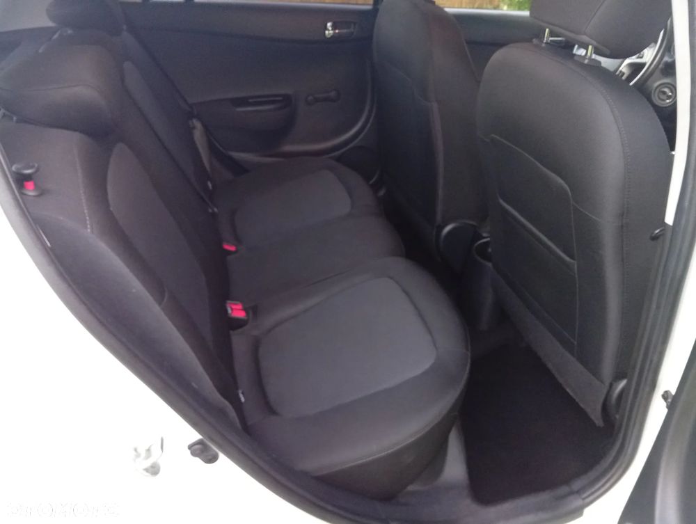 Hyundai i20 1.25 Classic + - 13
