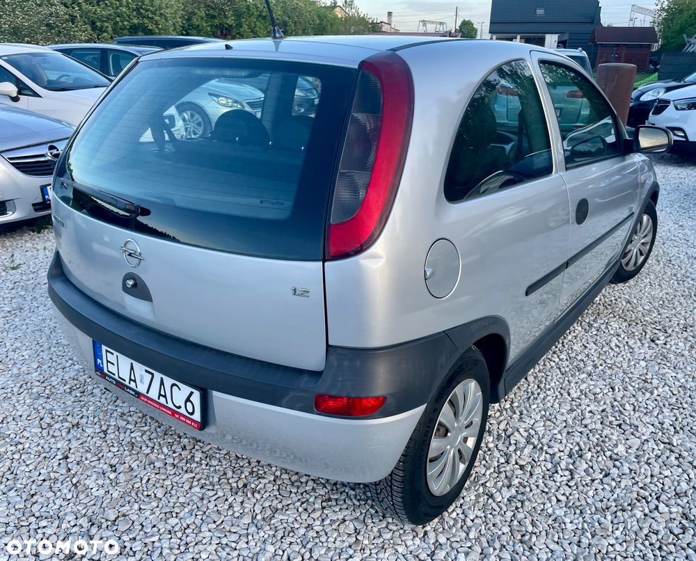 Opel Corsa 1.2 16V - 7