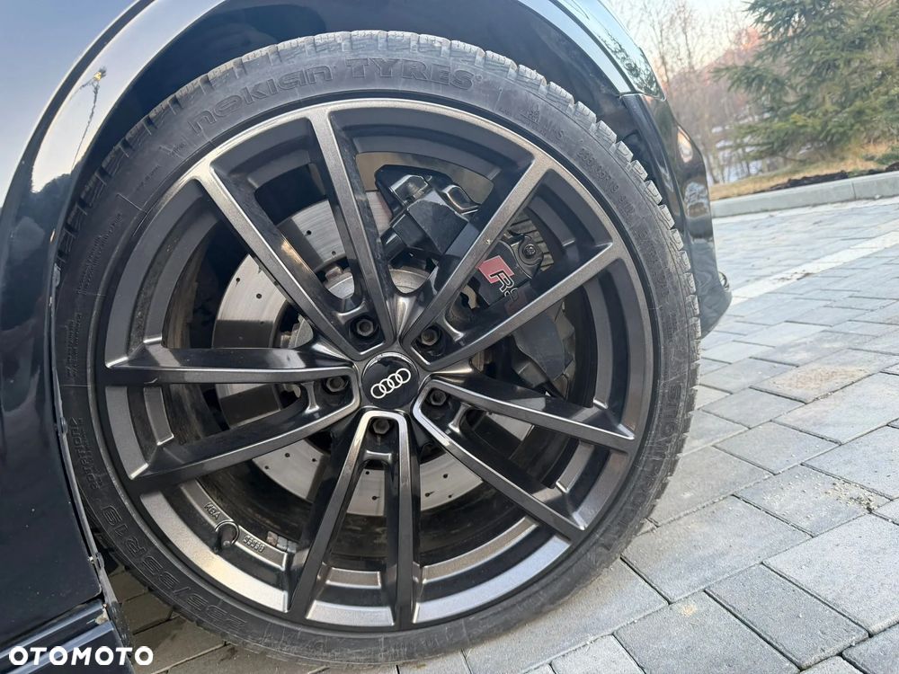 Audi RS3 Limousine - 10