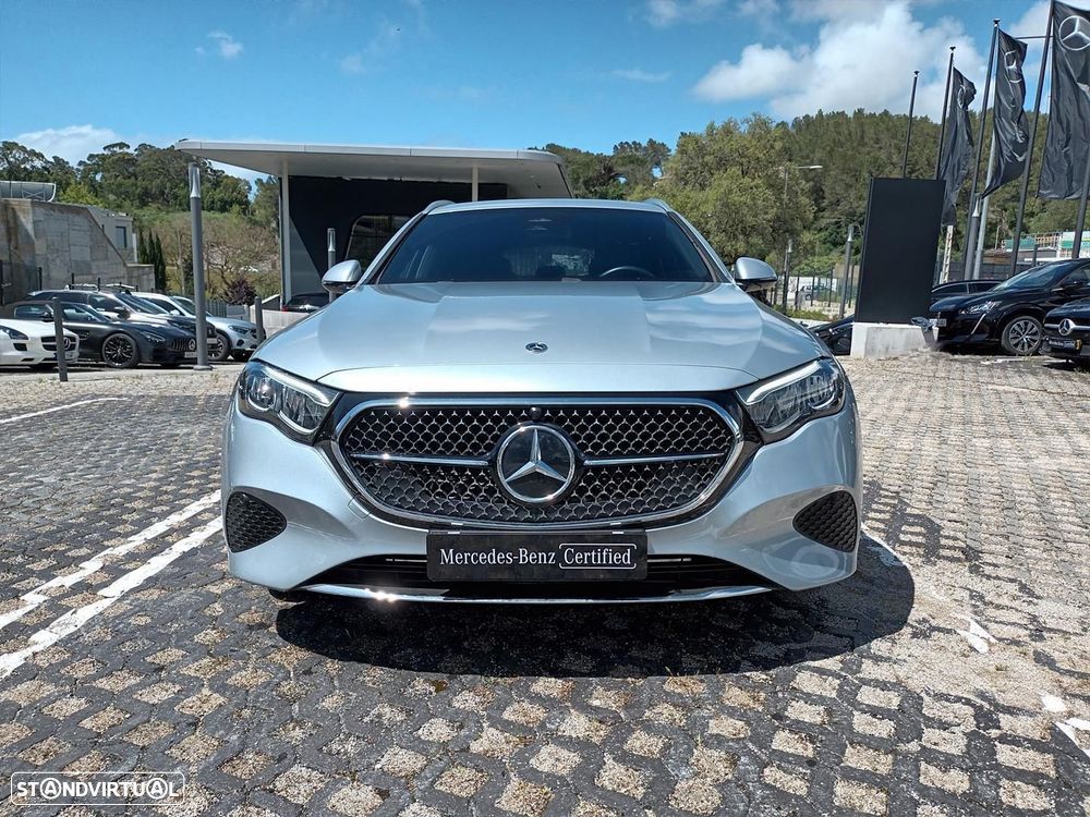 Mercedes-Benz E 220 d Avantgarde - 2