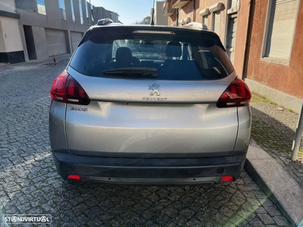 Peugeot 2008 1.2 PureTech Active - 3