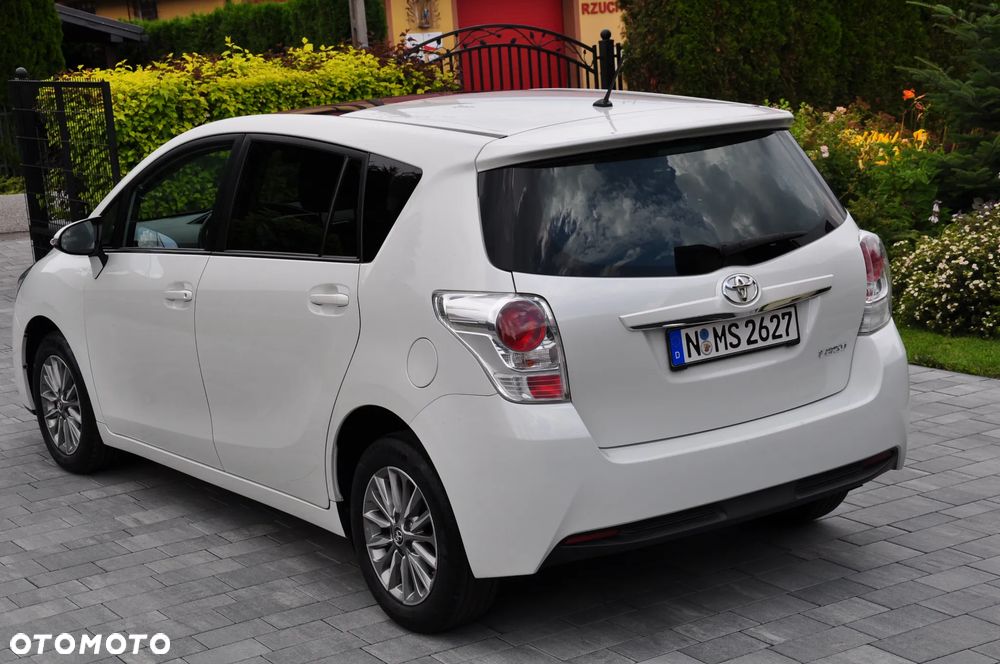 Toyota Verso 1.8 7-Sitzer Skyview Edition - 14