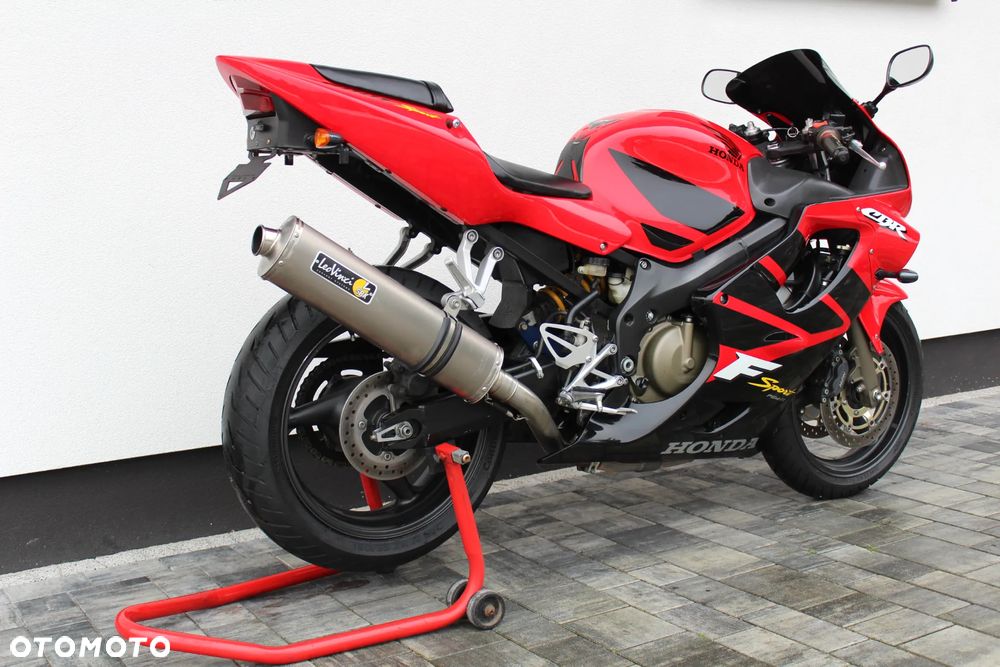 Honda CBR - 6