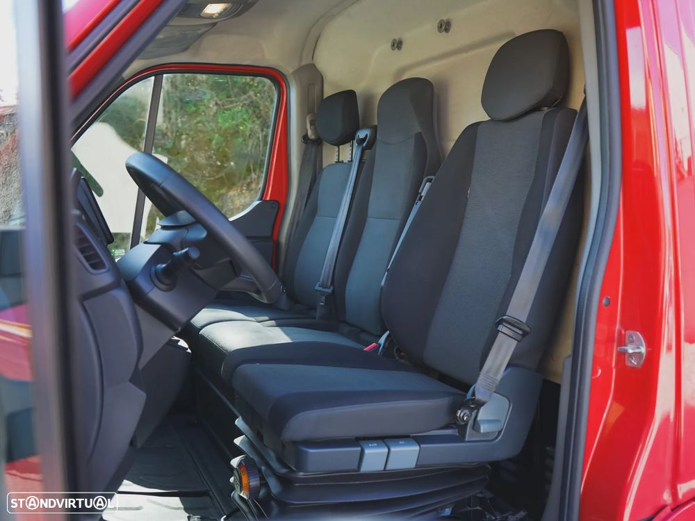 Renault RENAULT MASTER III  2.3 DCI 180 - 25