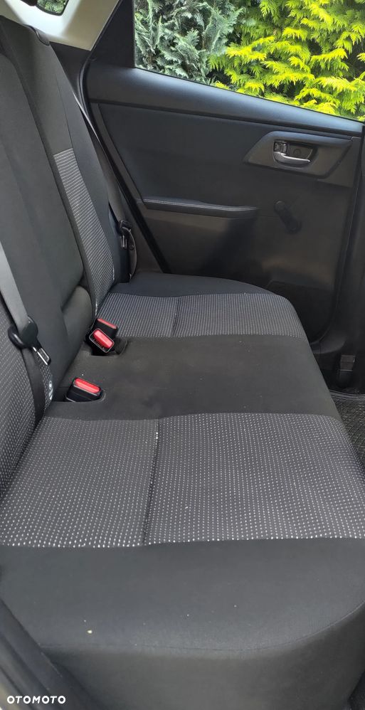 Toyota Auris 1.4 D-4D Premium EU5 - 10