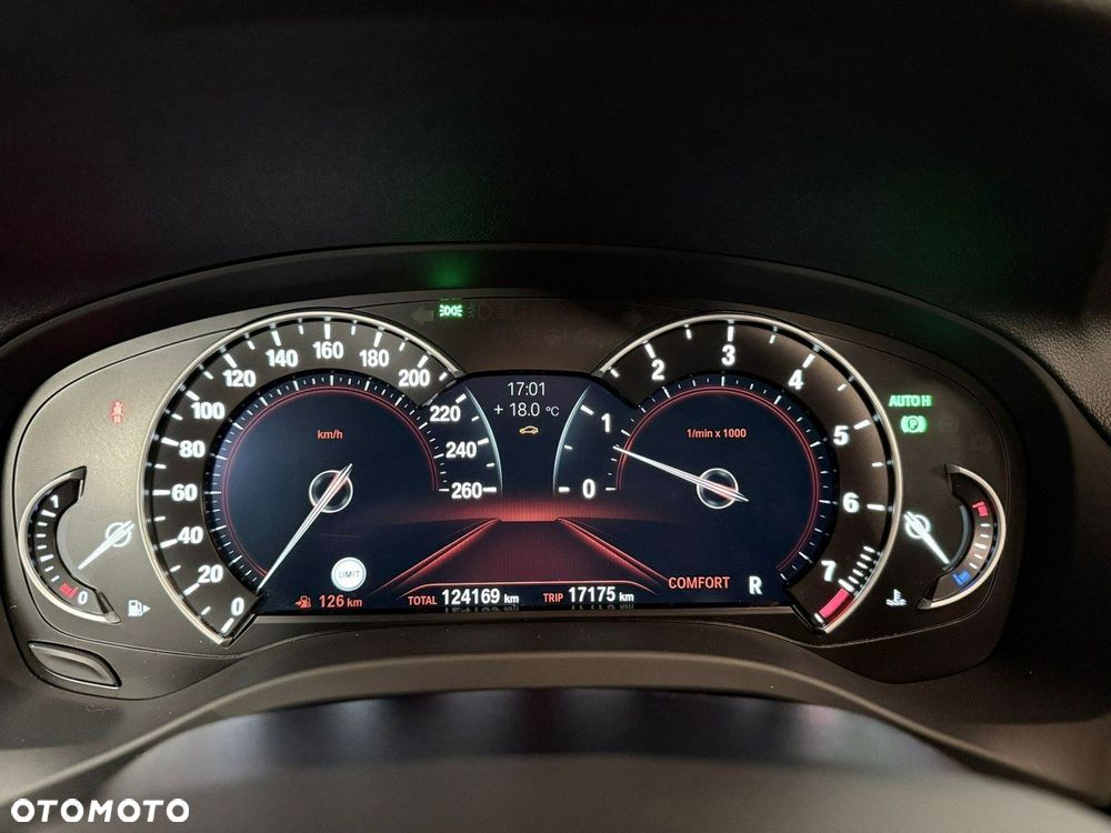 BMW X3 xDrive20i M Sport Edition - 23