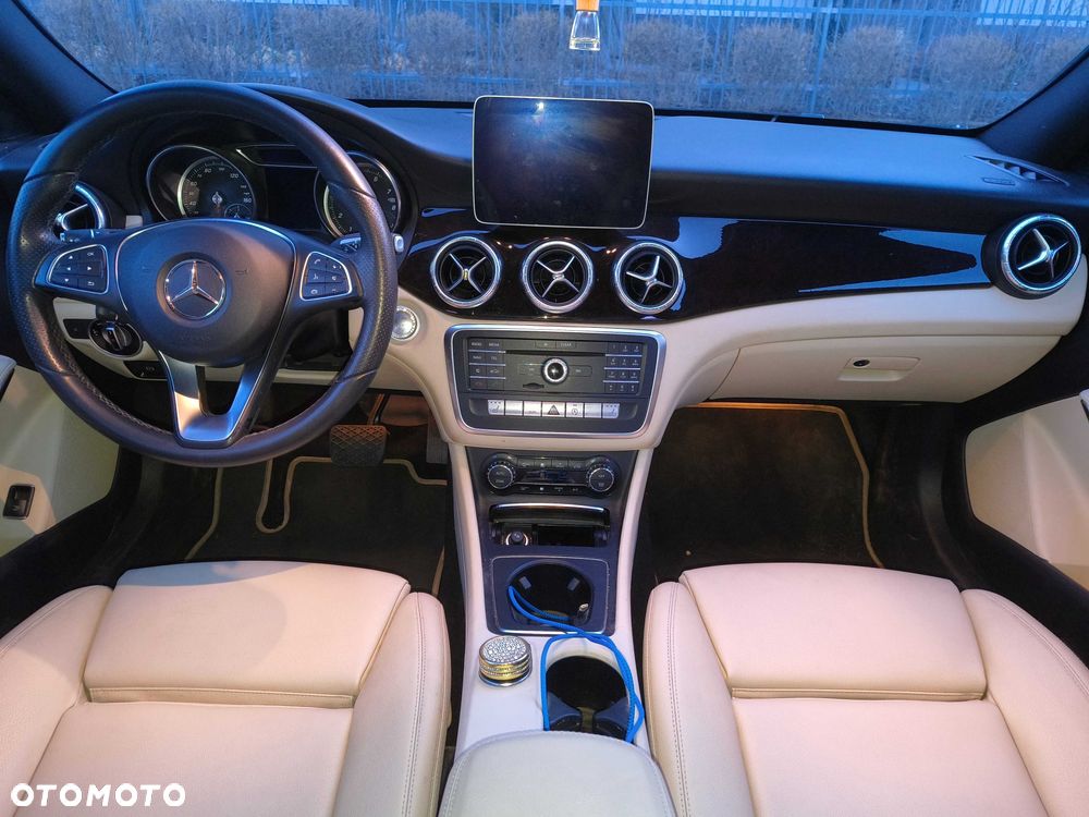 Mercedes-Benz CLA - 8