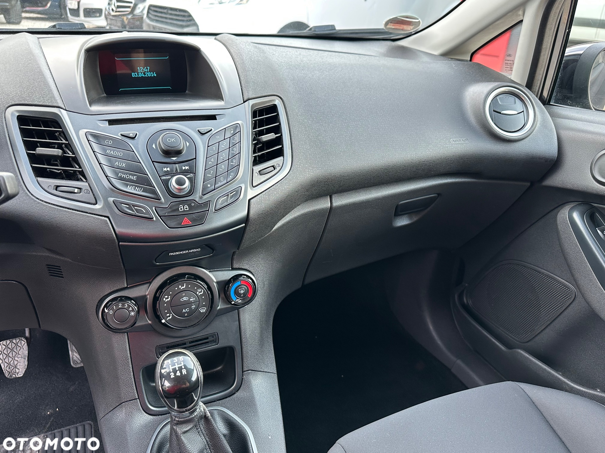 Ford Fiesta - 28