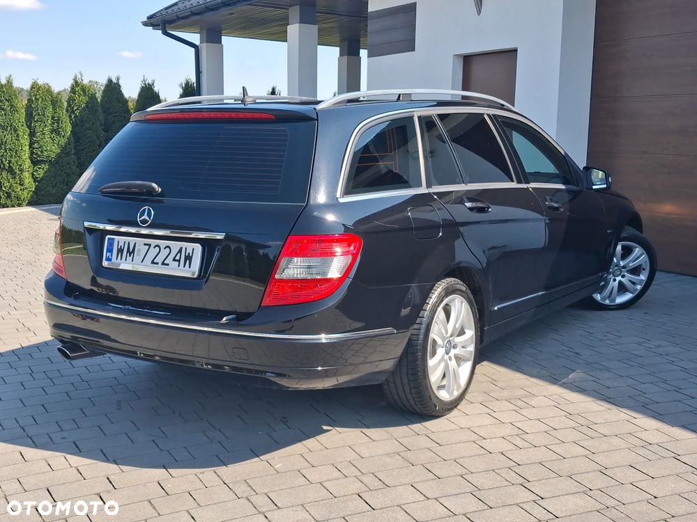 Mercedes-Benz Klasa C 200 (BlueEFFICIENCY) 7G-TRONIC Avantgarde - 16