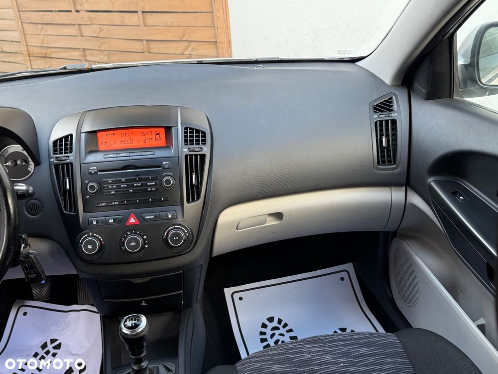 Kia Ceed Cee'd 1.4 Comfort + - 13
