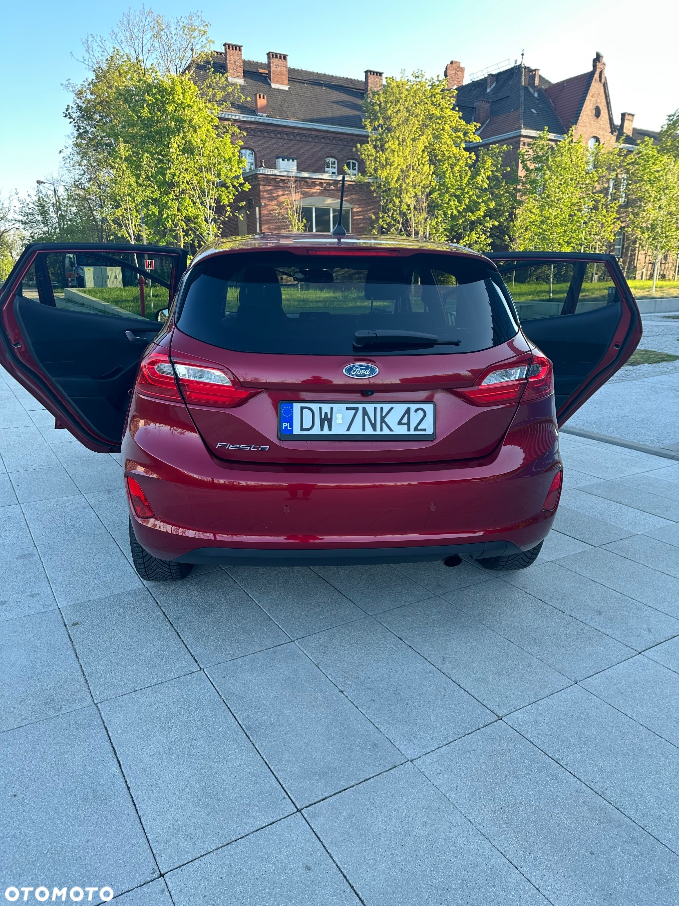 Ford Fiesta 1.0 EcoBoost Titanium - 4