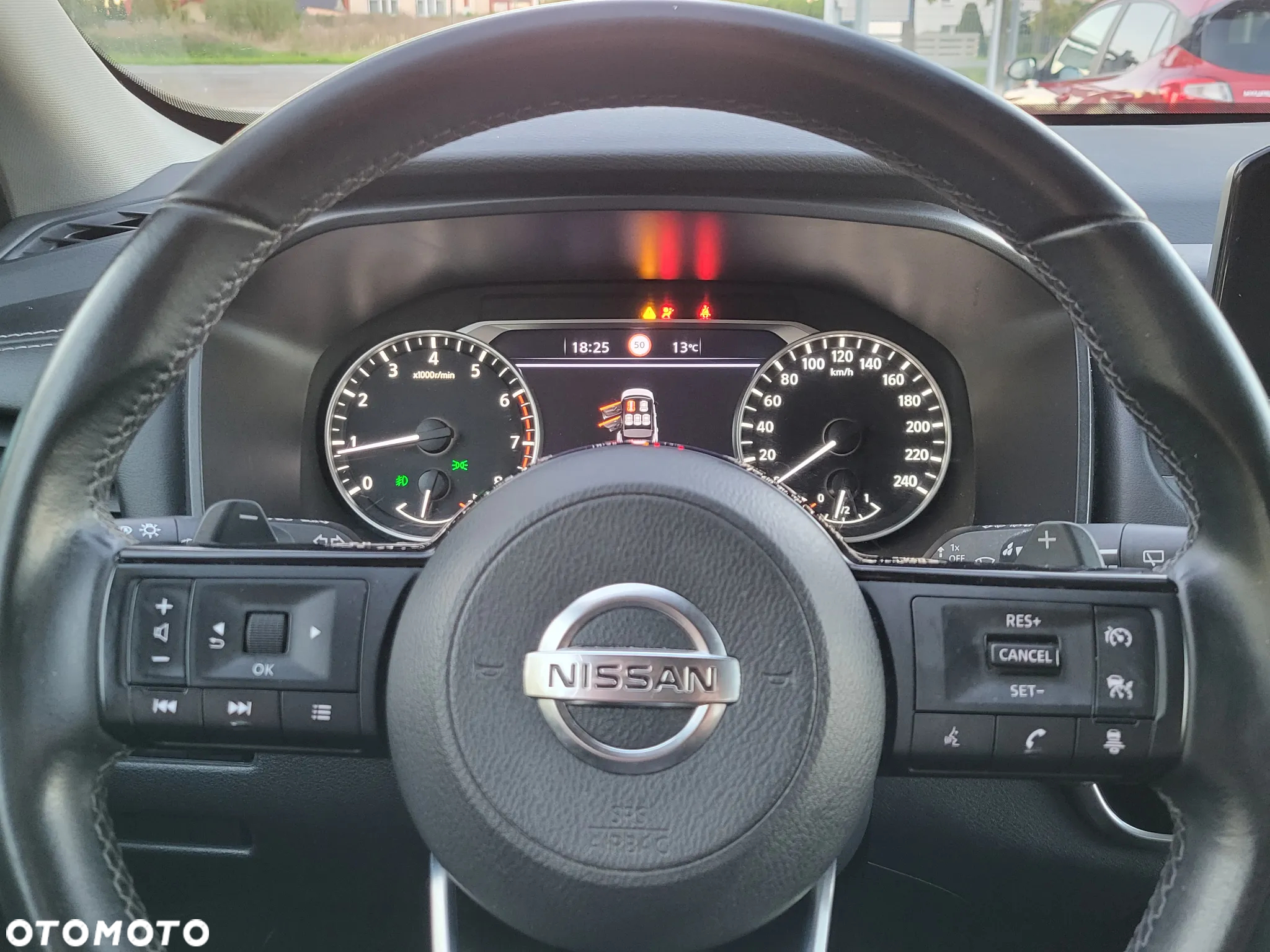 Nissan Qashqai 1.3 DIG-T Acenta DCT - 21