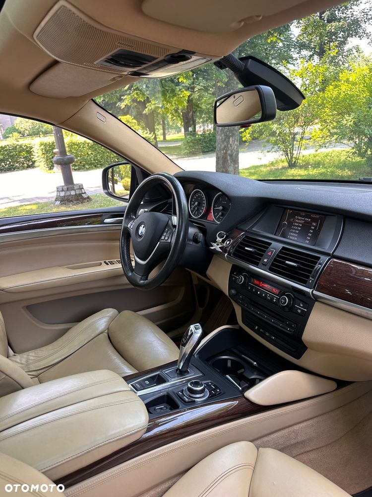 BMW X6 - 26