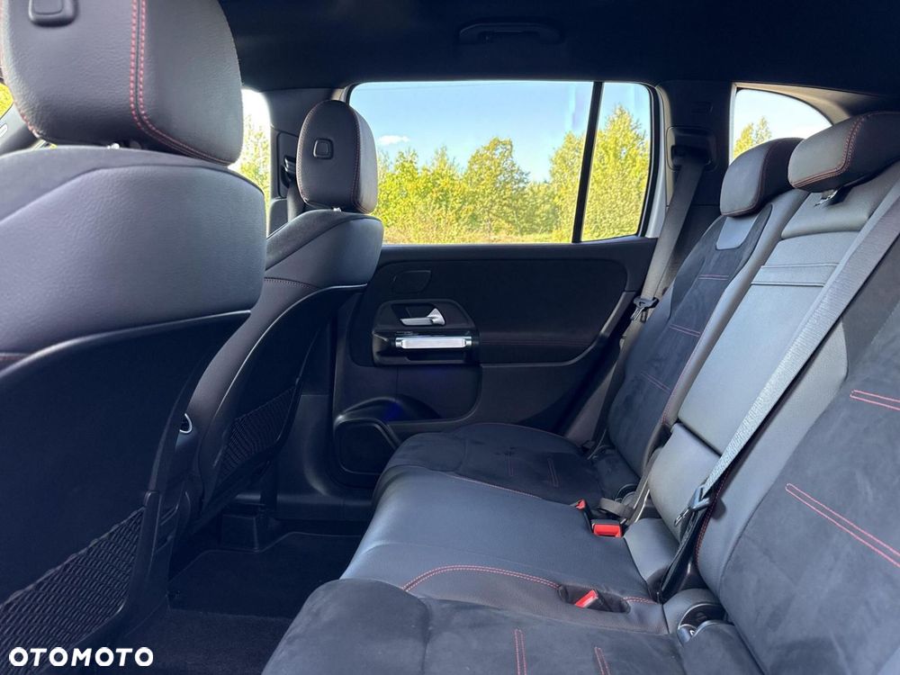 Mercedes-Benz GLB 200 d AMG Line 8G-DCT - 14